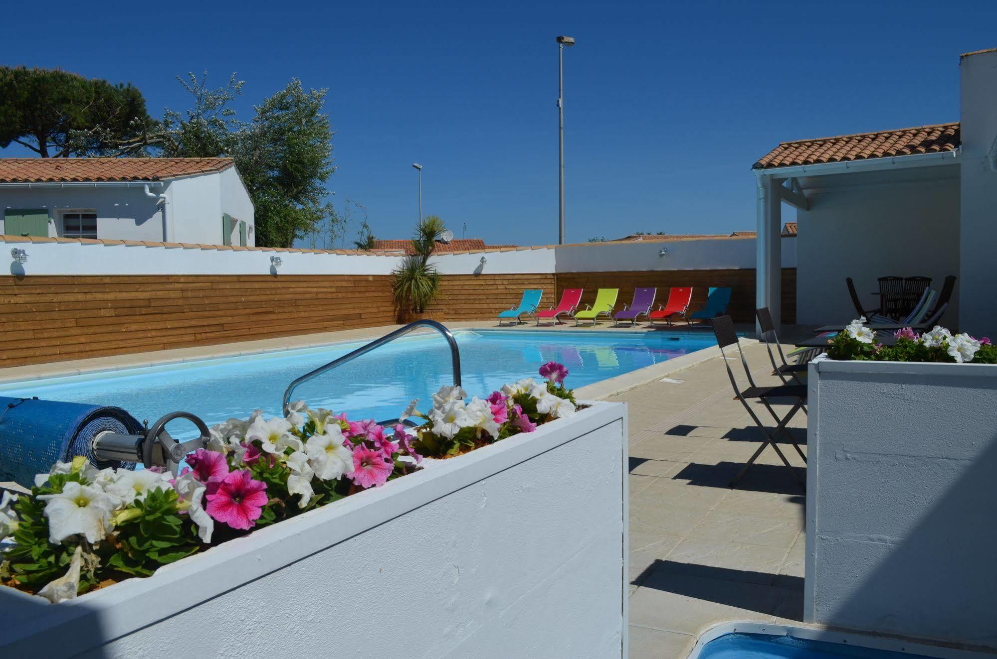 Hotel Jerodel Le Bois-Plage-en-Ré Exterior foto